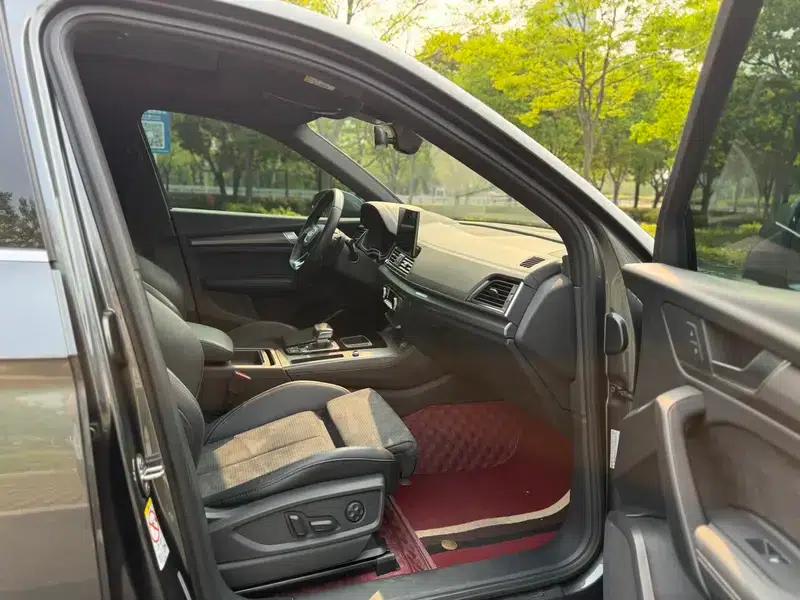 Audi Q5L Sportback 2022 40 TFSI Luxury — миниатюра 11
