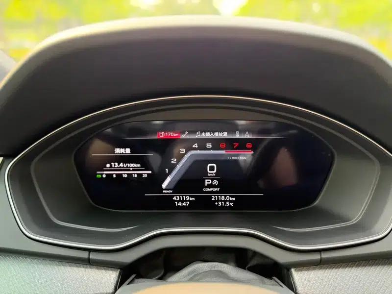 Audi Q5L Sportback 2022 40 TFSI Luxury — миниатюра 7