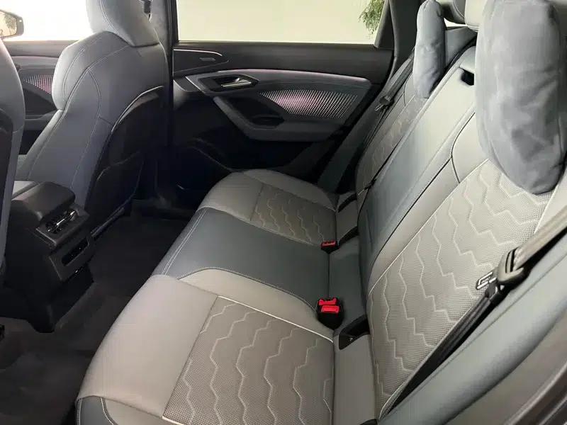Audi Q6L e-tron 2026 First Edition — миниатюра 18