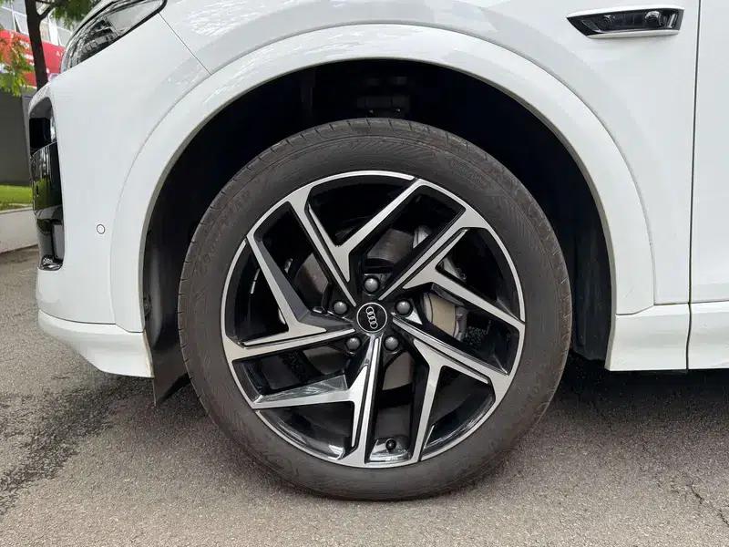 Audi Q6L e-tron 2026 First Edition — миниатюра 13