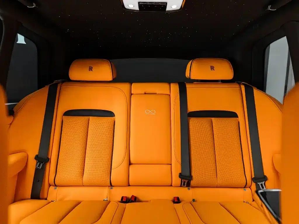 2020 Cullinan Black Badge — миниатюра 11