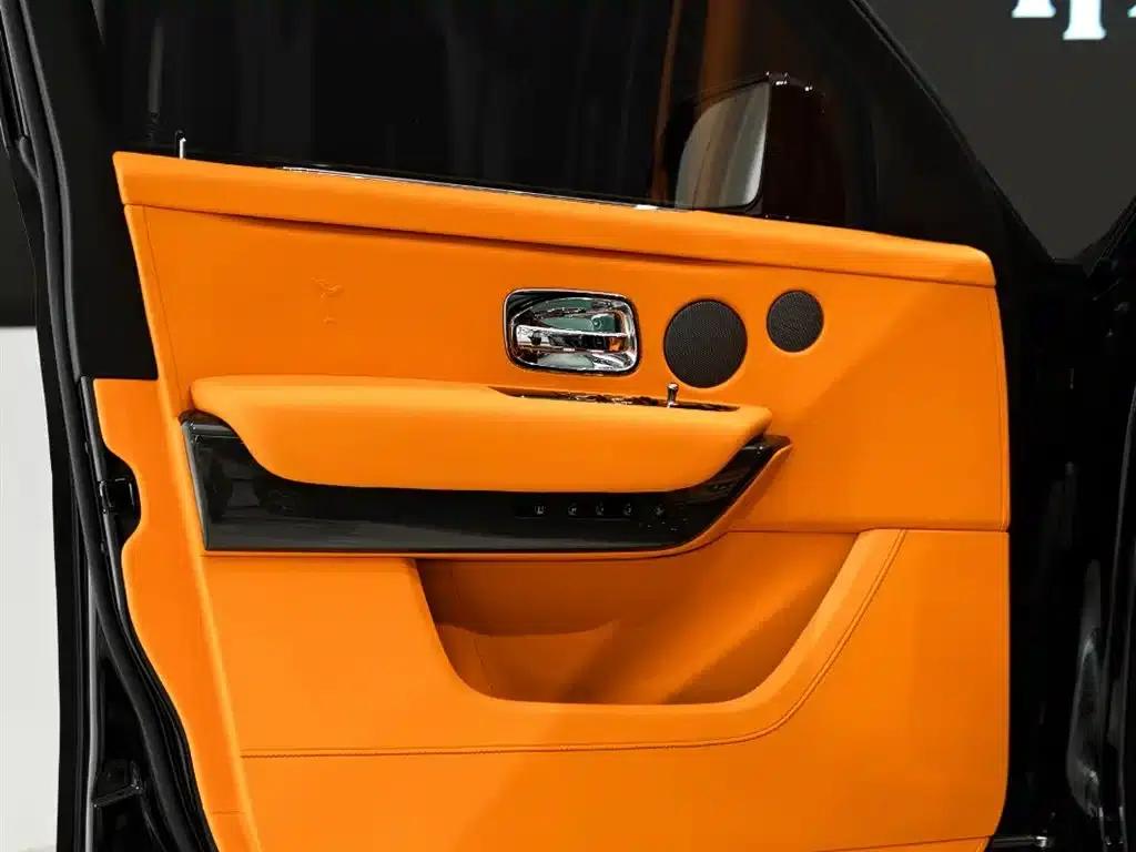 2020 Cullinan Black Badge — миниатюра 16