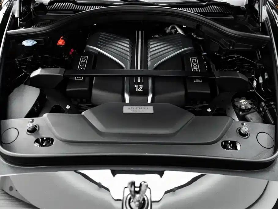 2020 Cullinan Black Badge — миниатюра 18