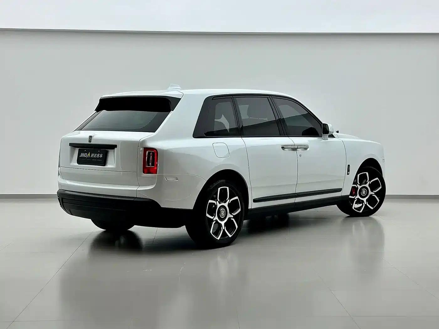 2018 Cullinan, four-seater version — миниатюра 3