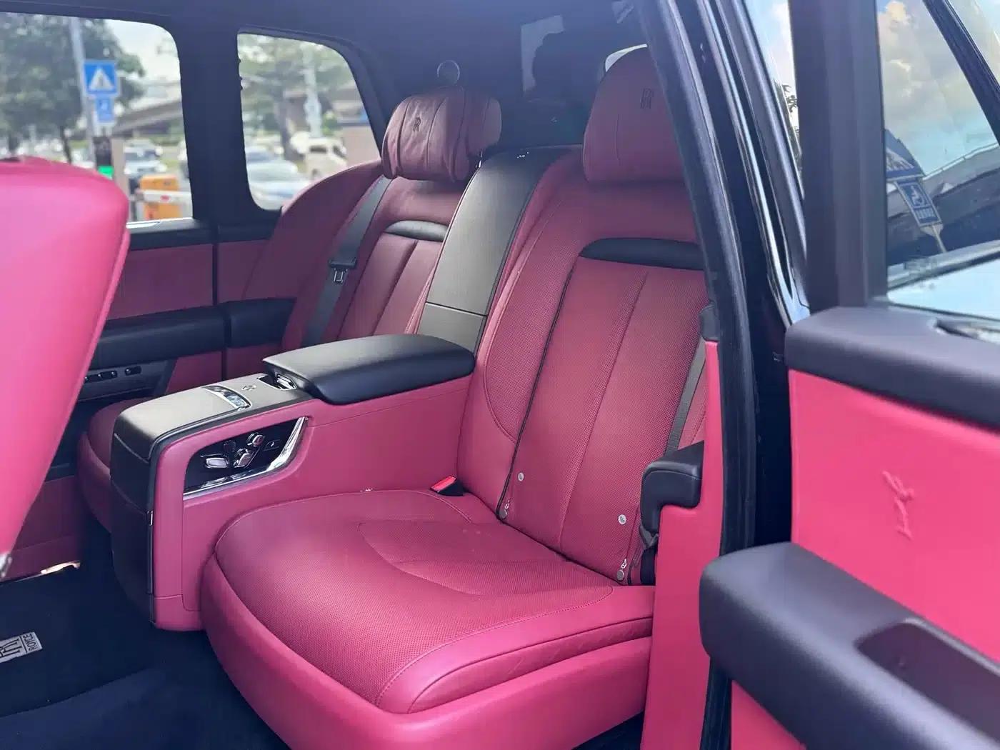 2018 Cullinan, four-seater version — миниатюра 6