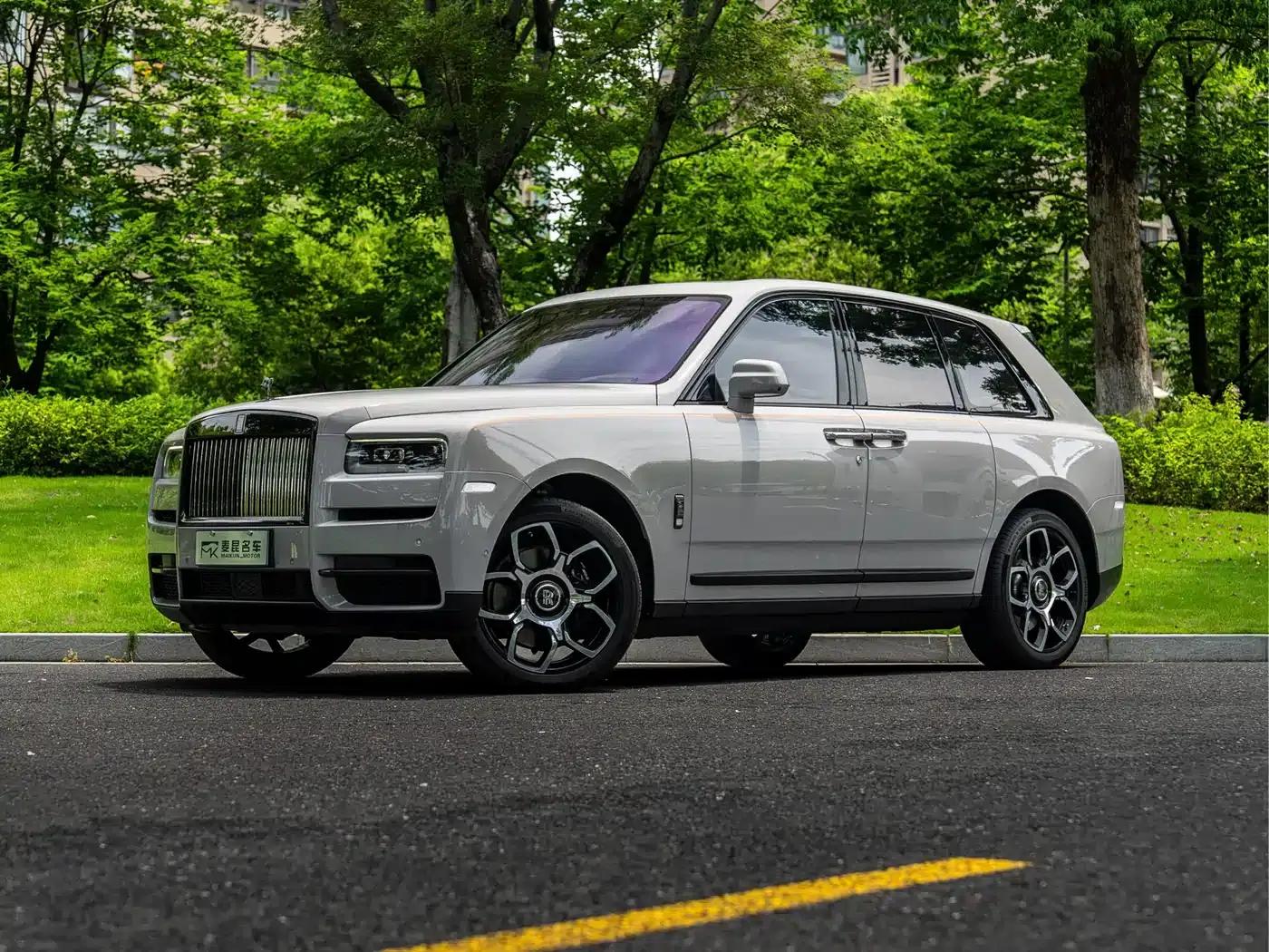 2018 Cullinan, four-seater version — миниатюра 1