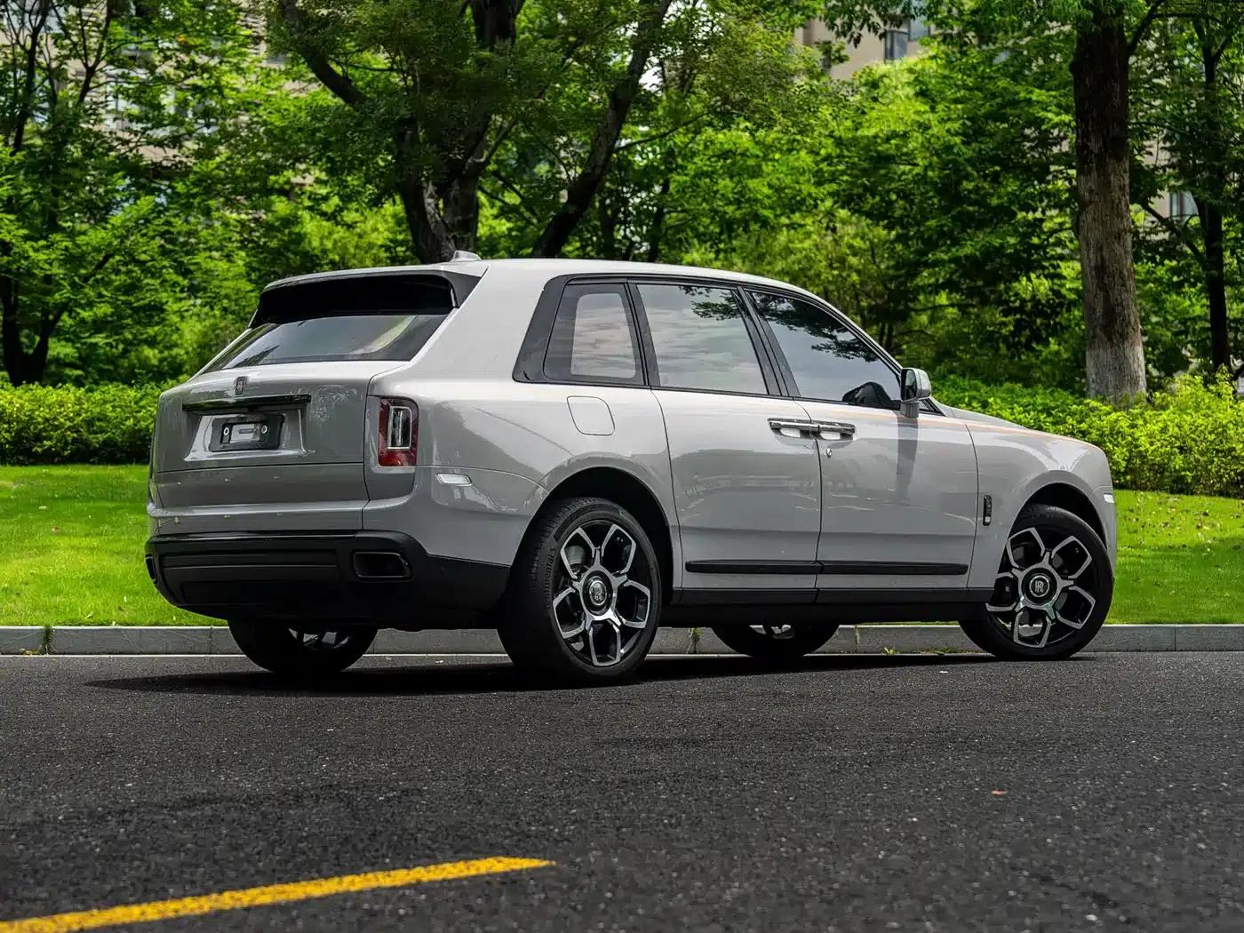 2018 Cullinan, four-seater version — миниатюра 19