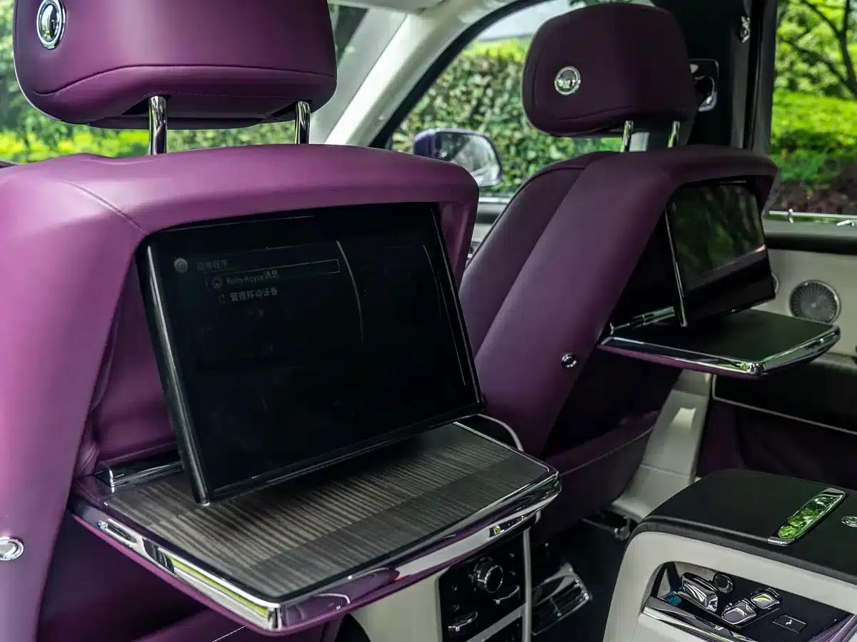 2018 Cullinan, four-seater version — миниатюра 11