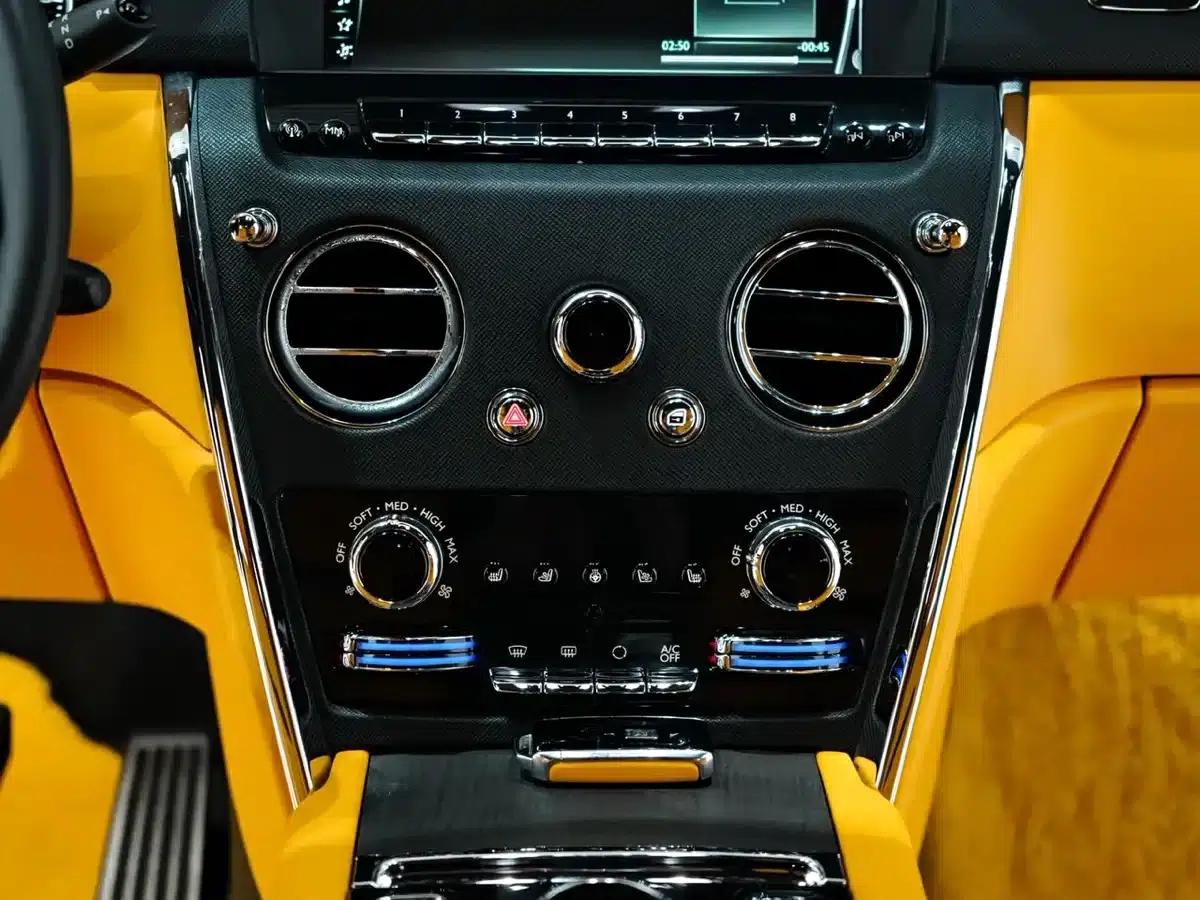 2024 Cullinan, four-seater version — миниатюра 19