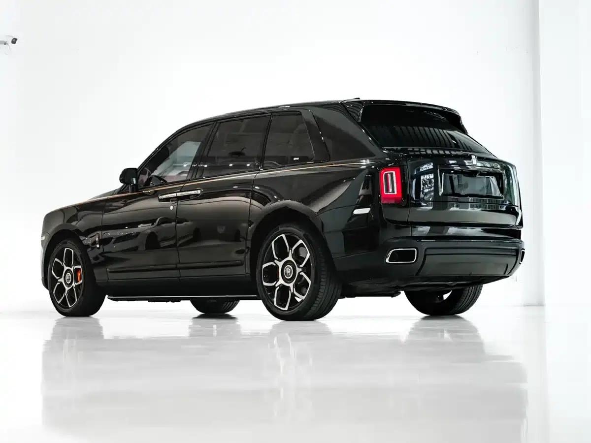 2024 Cullinan, four-seater version — миниатюра 5