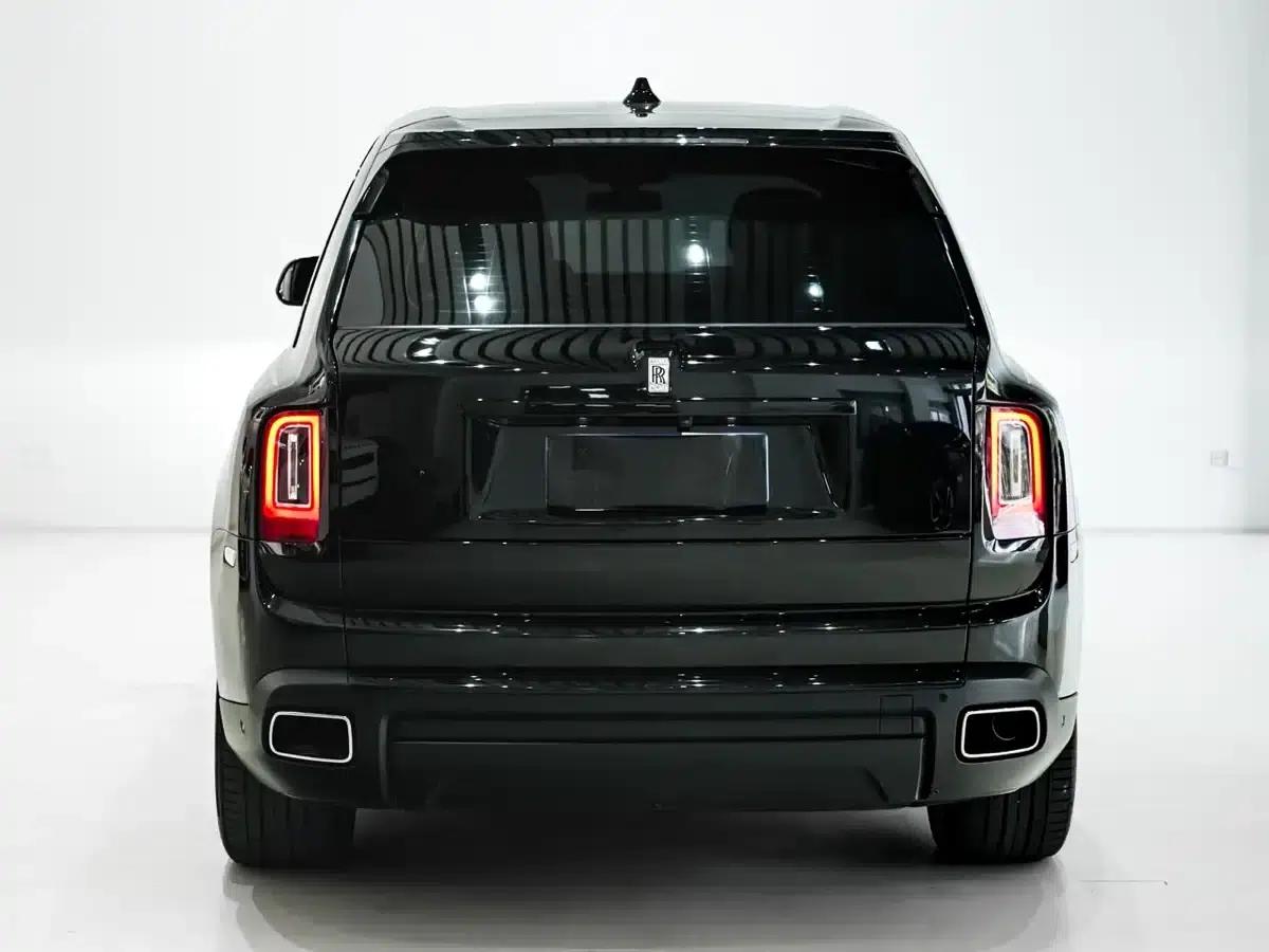 2024 Cullinan, four-seater version — миниатюра 6