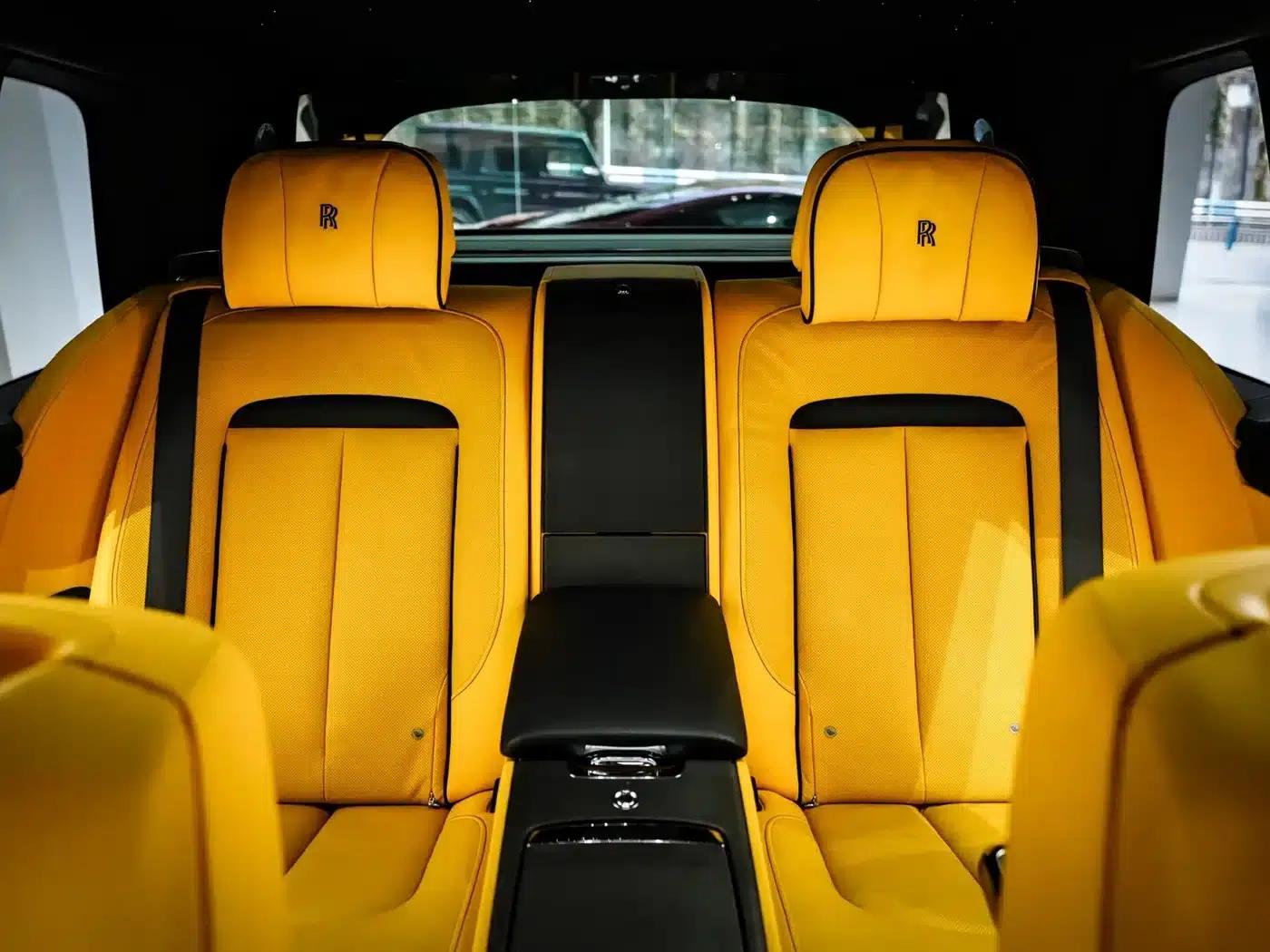 2024 Cullinan, four-seater version — миниатюра 10
