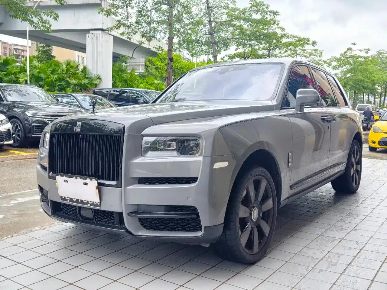 2018 Cullinan 5-seater — миниатюра 2