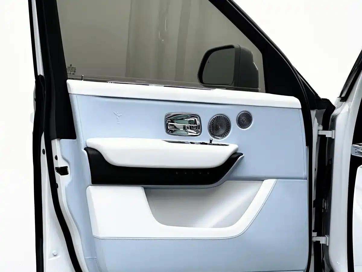 2018 Cullinan 5-seater — миниатюра 12