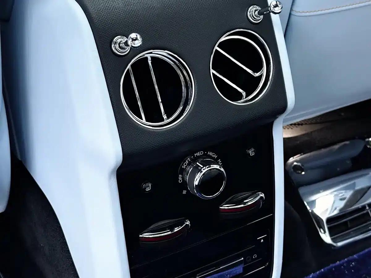 2018 Cullinan 5-seater — миниатюра 29