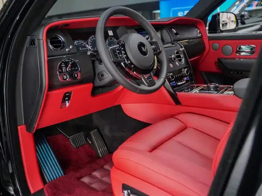 2022 Cullinan Black Badge — миниатюра 14