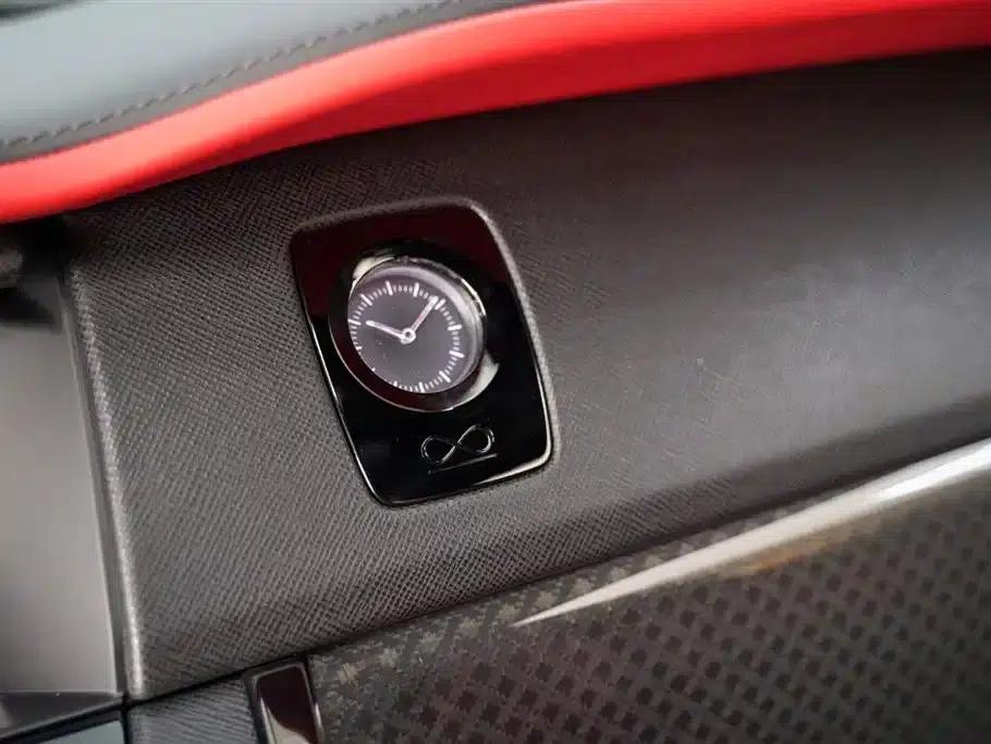 2022 Cullinan Black Badge — миниатюра 23
