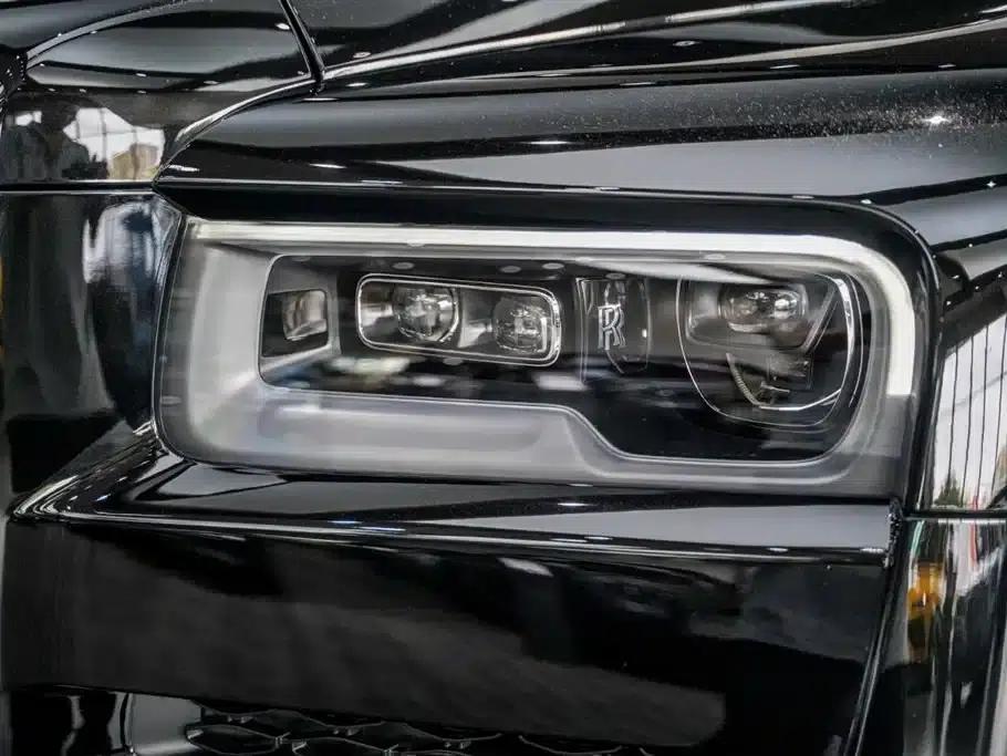 2022 Cullinan Black Badge — миниатюра 30