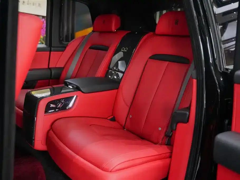 2022 Cullinan Black Badge — миниатюра 9