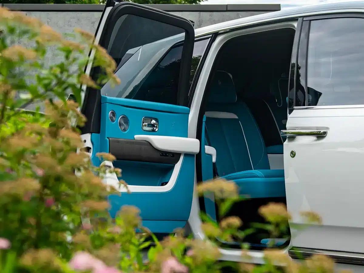 2018 Cullinan, four-seater version — миниатюра 17