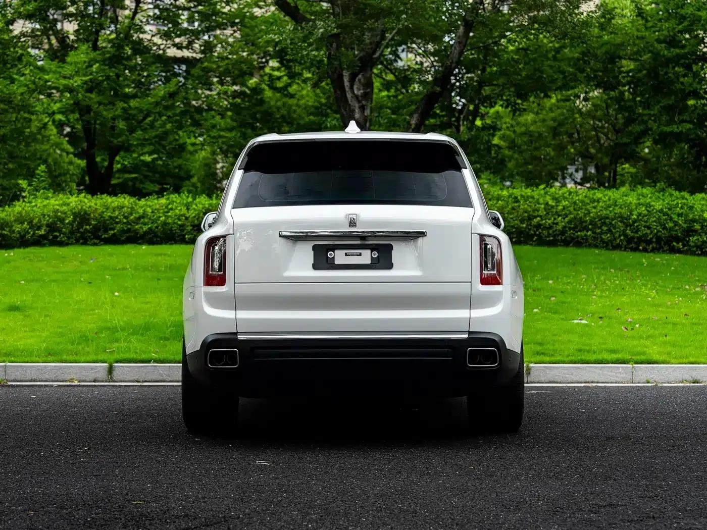 2018 Cullinan, four-seater version — миниатюра 20