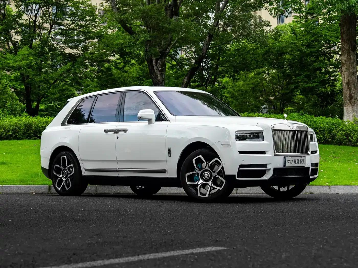2018 Cullinan, four-seater version — миниатюра 3