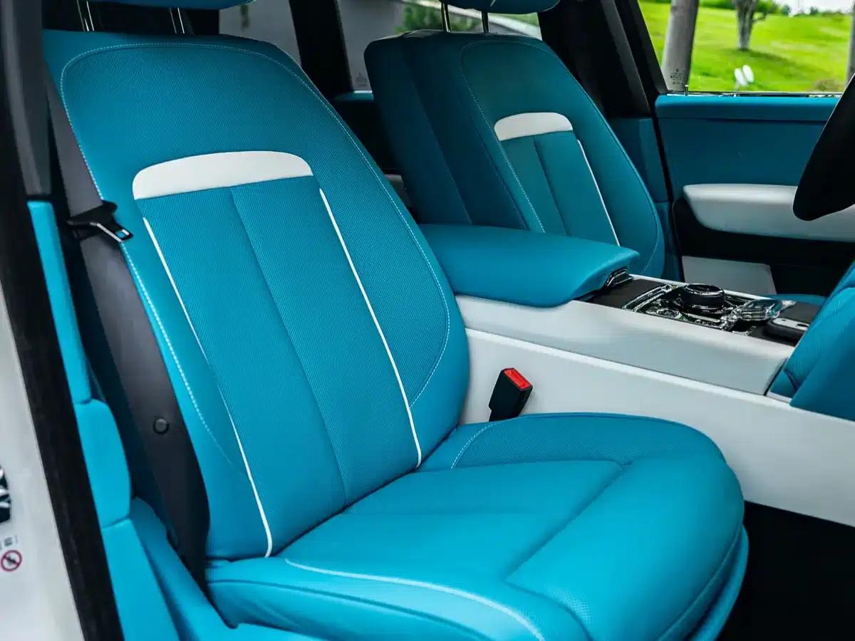 2018 Cullinan, four-seater version — миниатюра 6