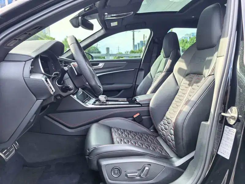 2022 Audi RS 6 RS 6 4.0T Avant — миниатюра 8