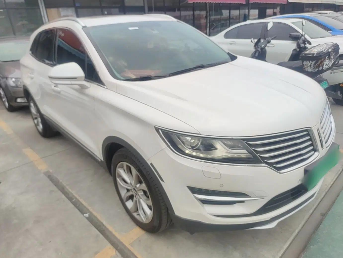Lincoln MKC 2018 2.0T Two-Wheel Drive Luxury Edition — миниатюра 12