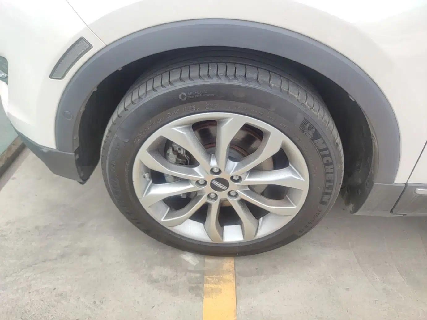 Lincoln MKC 2018 2.0T Two-Wheel Drive Luxury Edition — миниатюра 10
