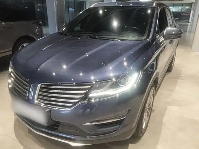 Lincoln MKC 2017 2.0T Two-Wheel-Drive Luxury Edition