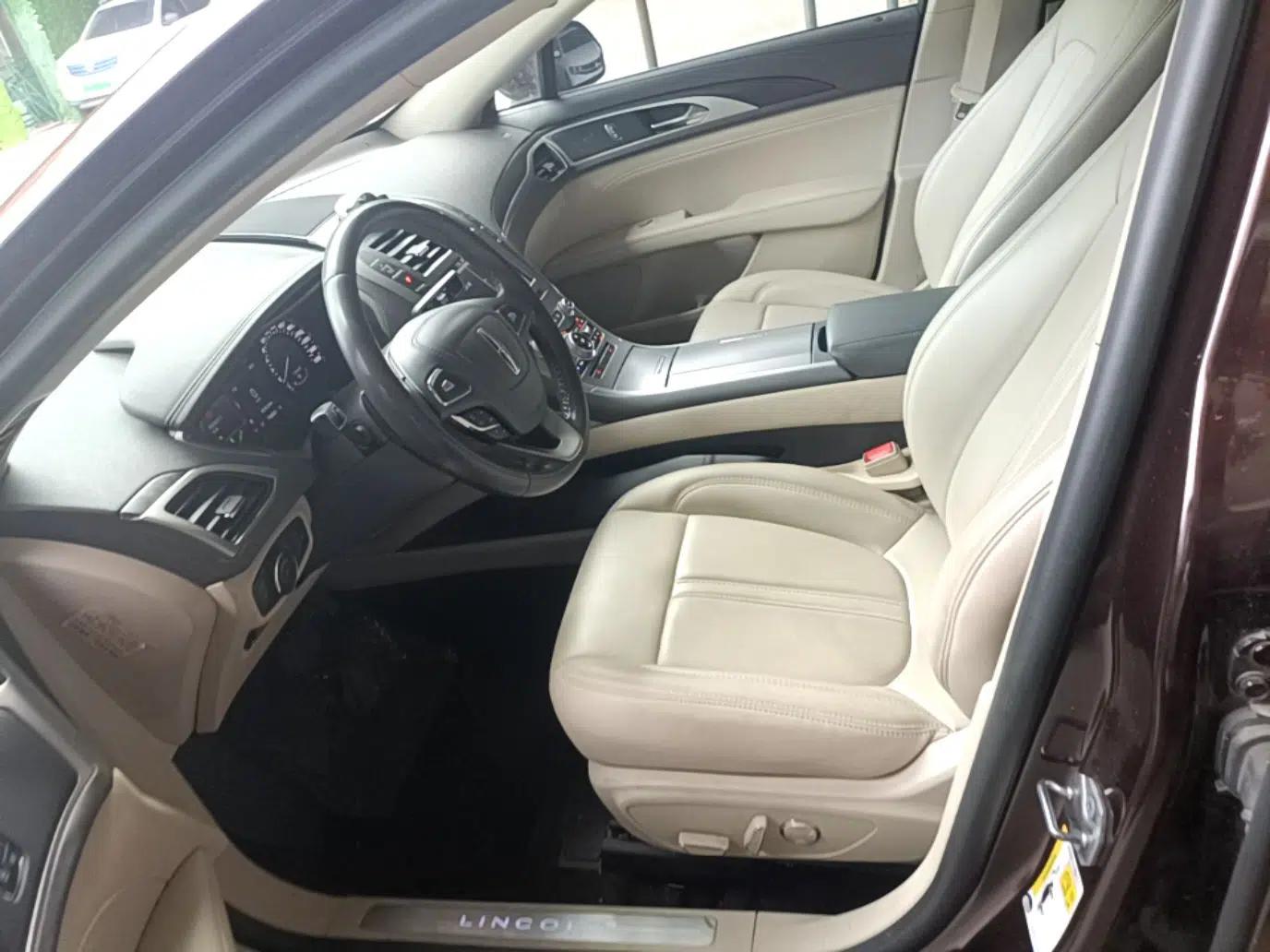 Lincoln MKZ 2019 2.0T Luxury Edition China VI — миниатюра 17