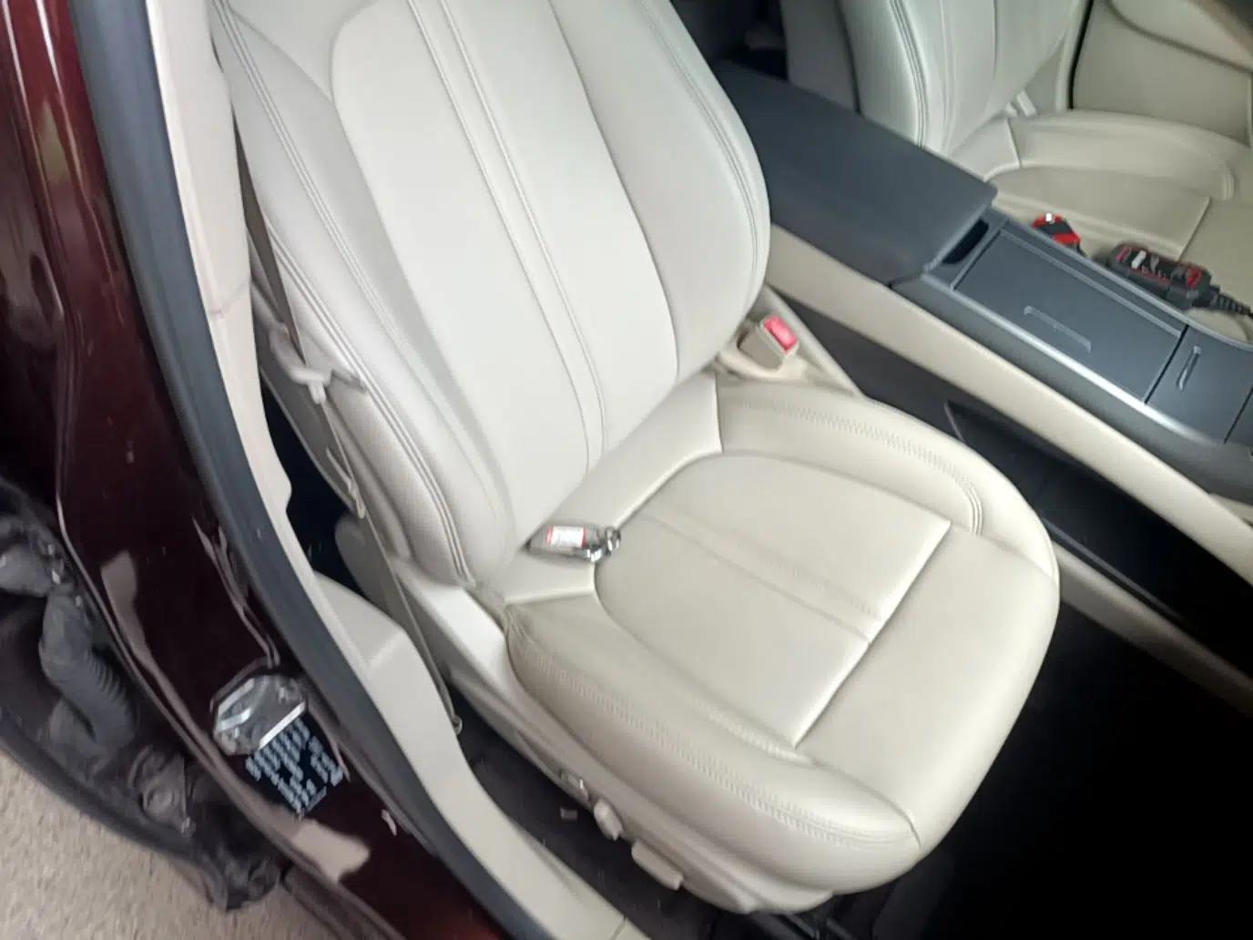 Lincoln MKZ 2019 2.0T Luxury Edition China VI — миниатюра 19