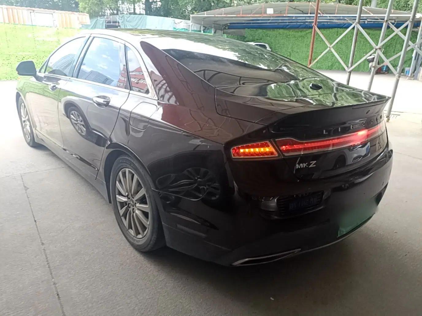 Lincoln MKZ 2019 2.0T Luxury Edition China VI — миниатюра 4