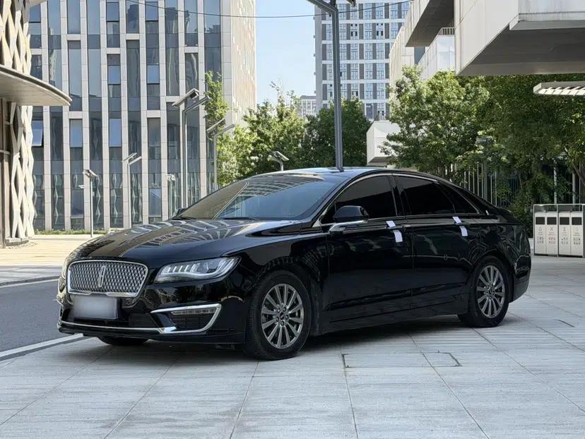 Lincoln MKZ 2018 2.0T Premium Edition — миниатюра 1