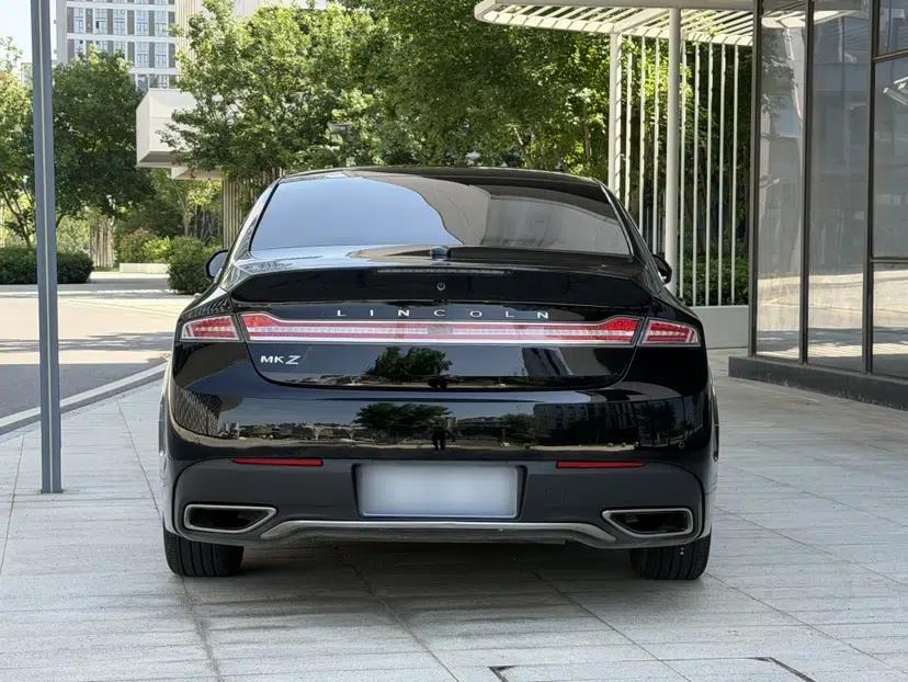 Lincoln MKZ 2018 2.0T Premium Edition — миниатюра 4