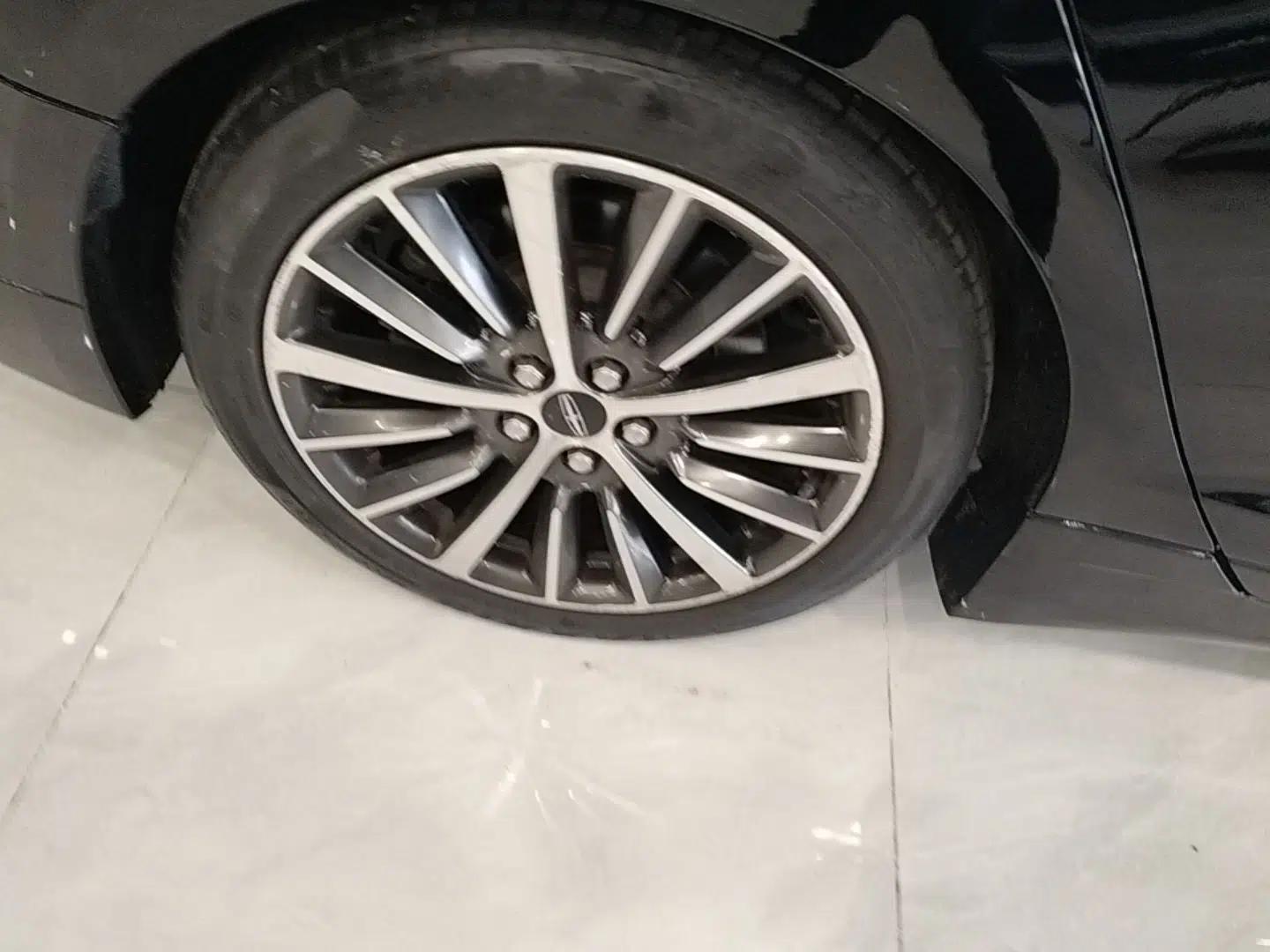 Lincoln MKZ 2017 2.0T Luxury Edition — миниатюра 11