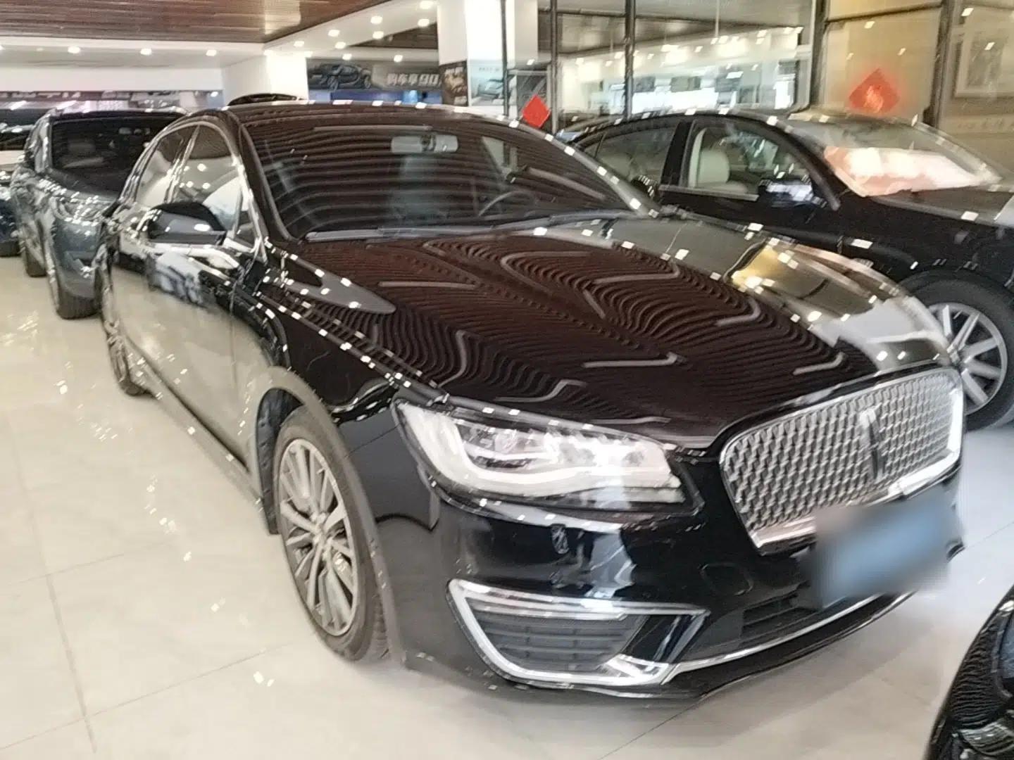 Lincoln MKZ 2017 2.0T Luxury Edition — миниатюра 3