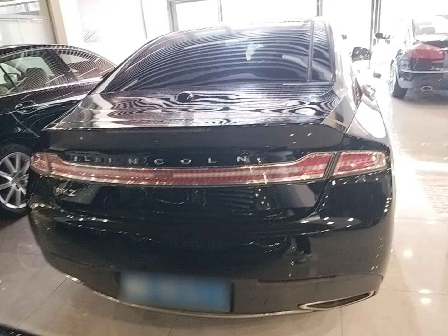 Lincoln MKZ 2017 2.0T Luxury Edition — миниатюра 5