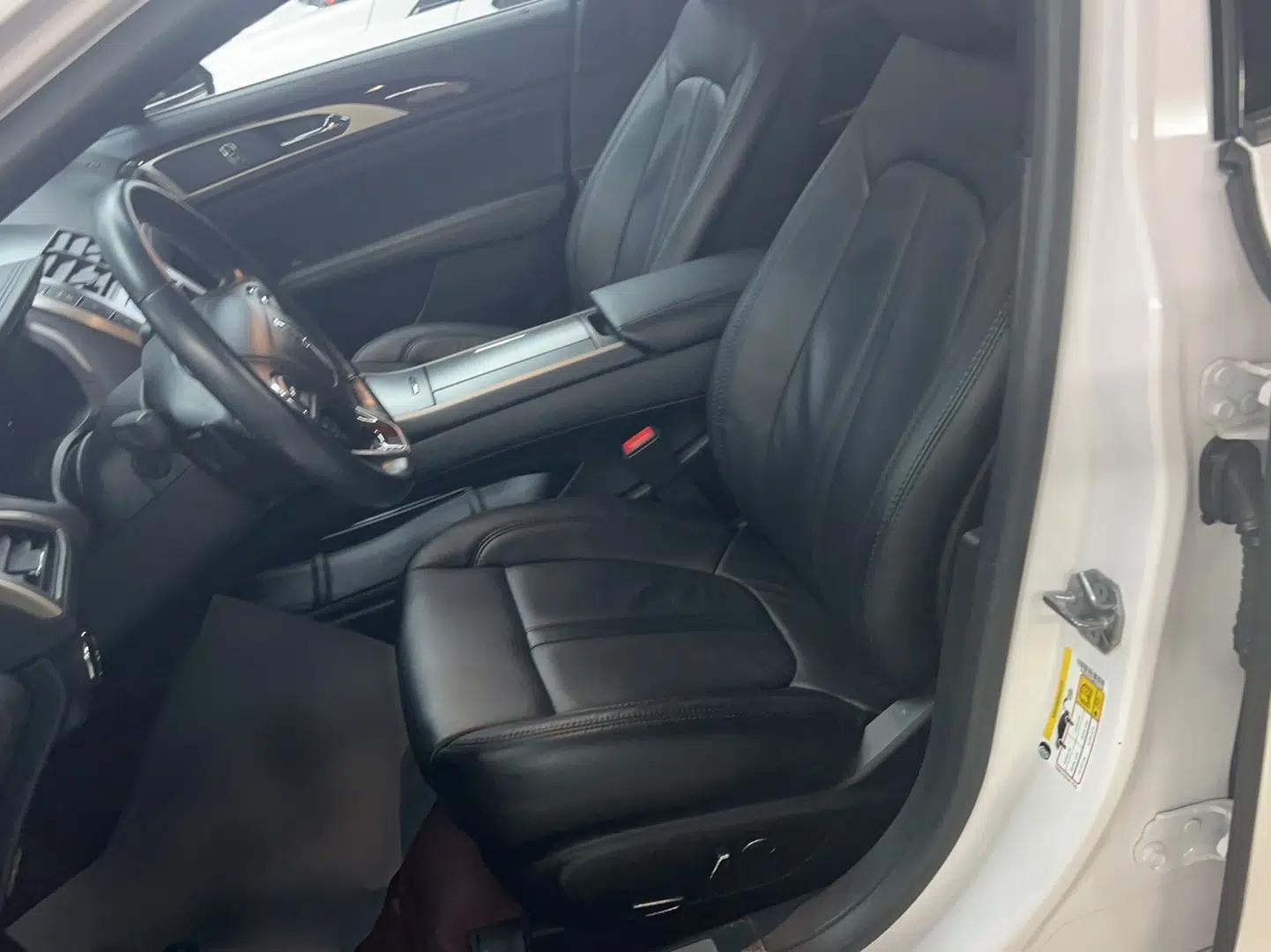 Lincoln MKZ 2017 2.0T Luxury Edition — миниатюра 10