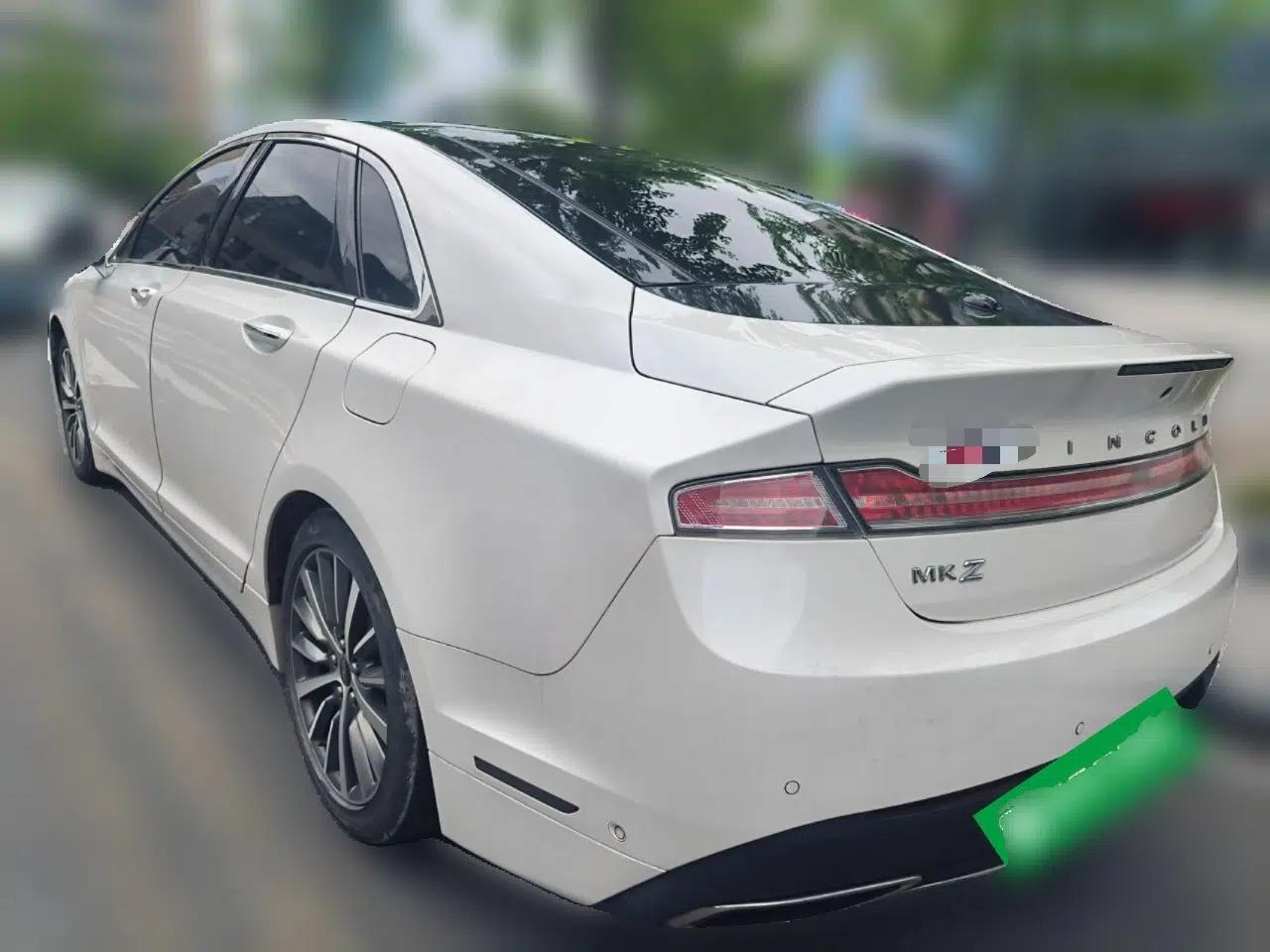 Lincoln MKZ 2017 2.0T Luxury Edition — миниатюра 4