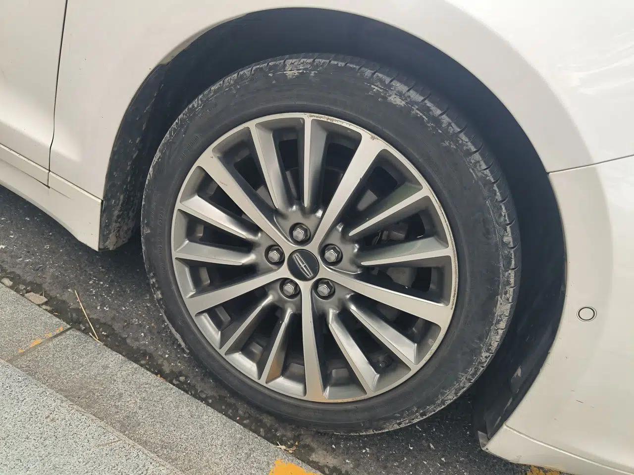 Lincoln MKZ 2017 2.0T Luxury Edition — миниатюра 8