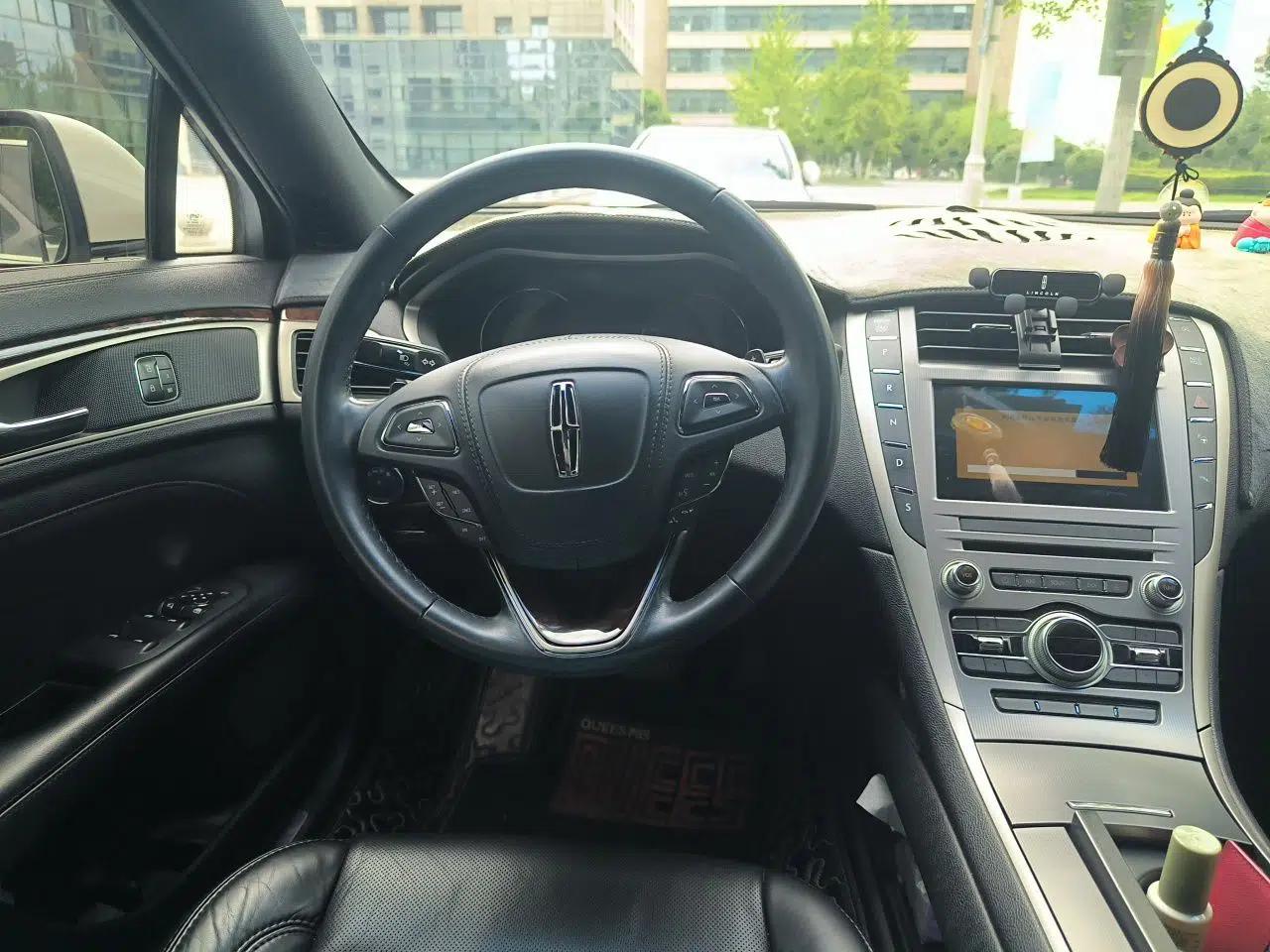 Lincoln MKZ 2017 2.0T Luxury Edition — миниатюра 10