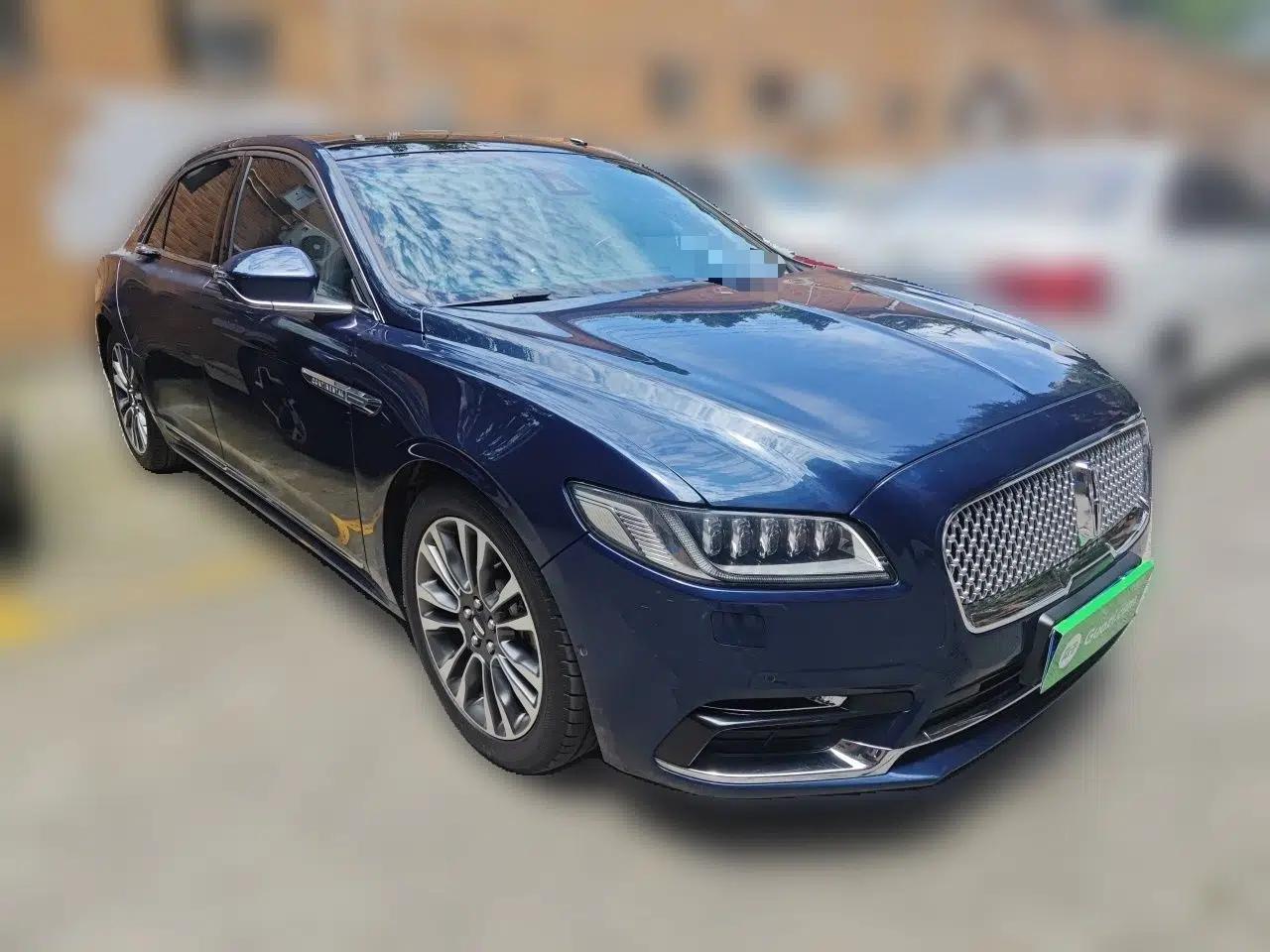 Lincoln Continental 2017 3.0T Four-Wheel Drive Prestige Edition — миниатюра 3
