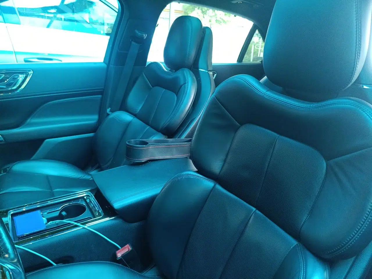 Lincoln Continental 2017 Lincoln Continental, U.S.-imported from the Flat Rock Assembly Plant, automatic transmission, 2.0-liter engine, five seats, gasoline-powered. — миниатюра 15