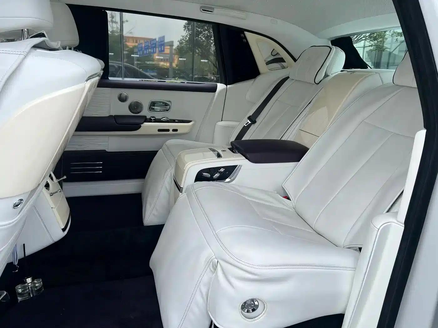 2018 Phantom 6.7T Long Wheelbase — миниатюра 11