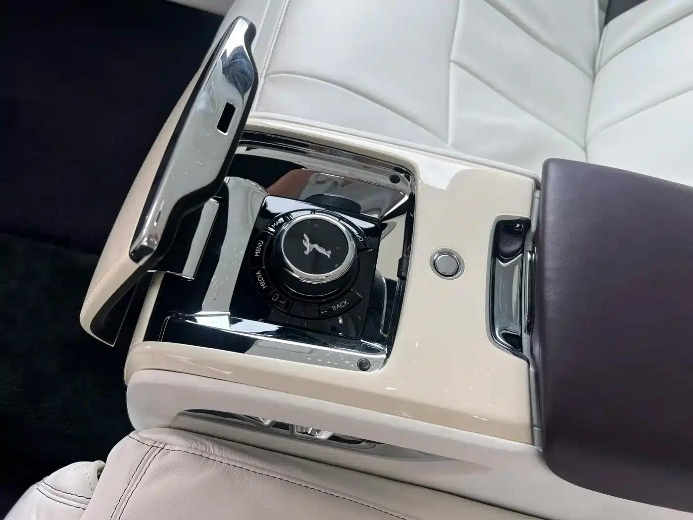 2018 Phantom 6.7T Long Wheelbase — миниатюра 16