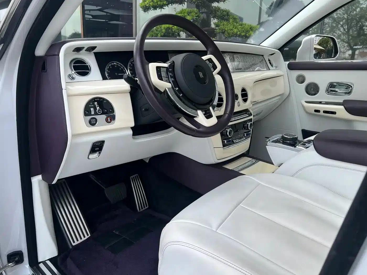 2018 Phantom 6.7T Long Wheelbase — миниатюра 4