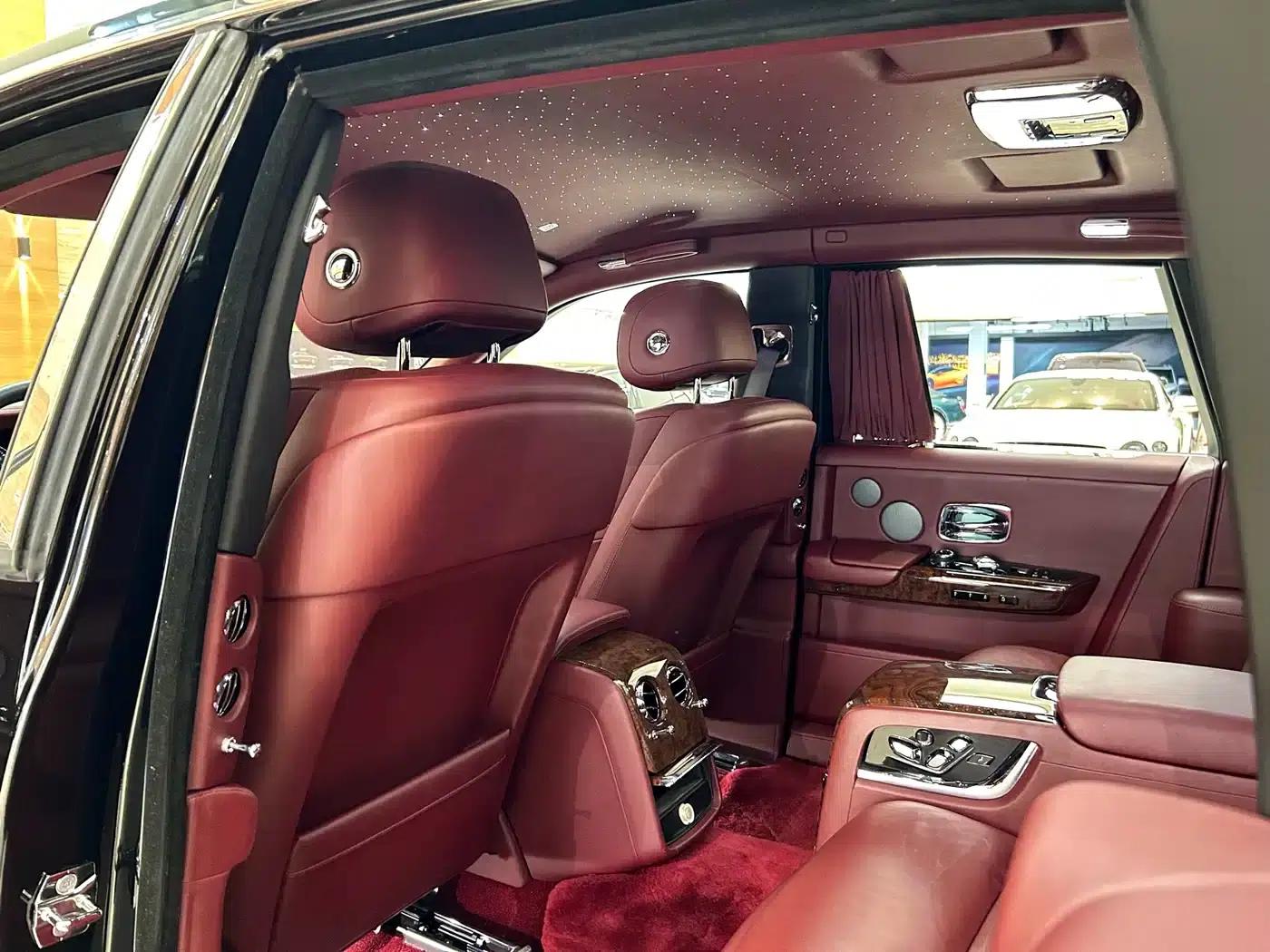 2018 Phantom 6.7T Standard Wheelbase — миниатюра 16