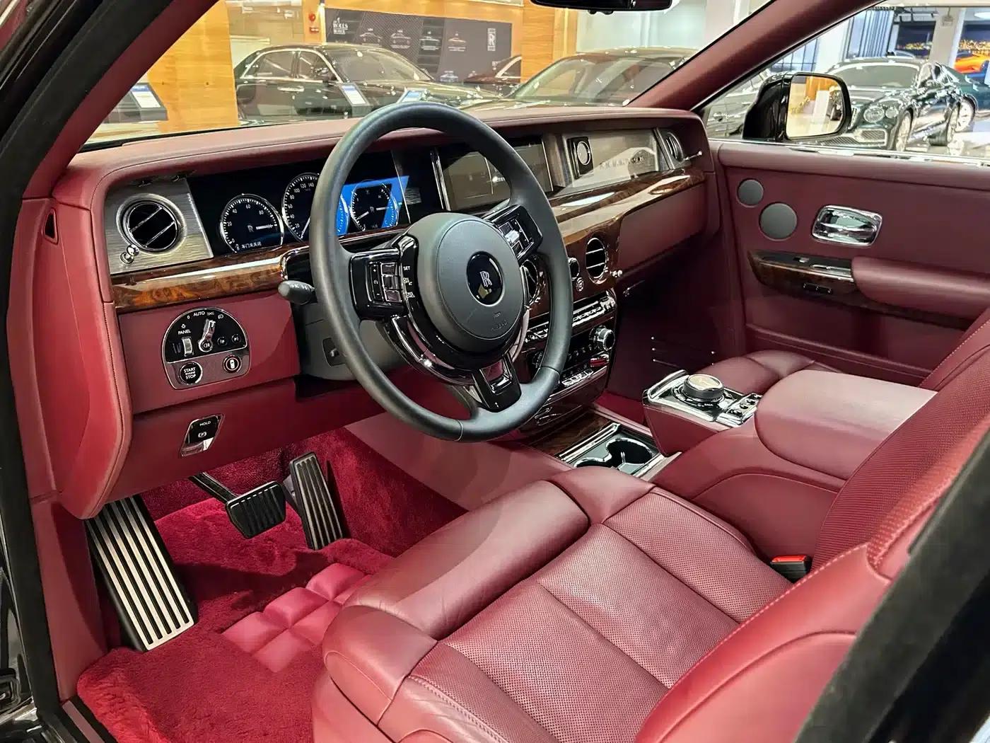 2018 Phantom 6.7T Standard Wheelbase — миниатюра 4